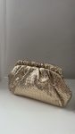 Bolso trenzado dorado