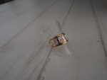 Anillo de acero