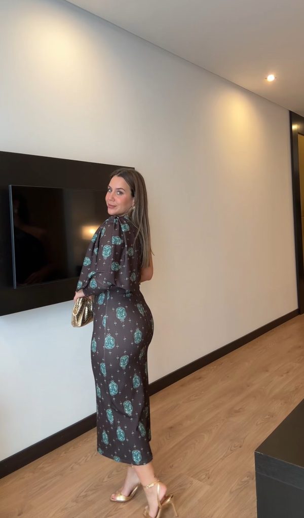 Vestido asimétrico marrón