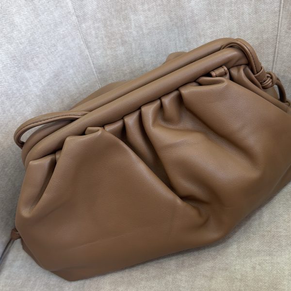 Bolso de mano con bandolera