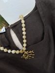 Collar bolas coral