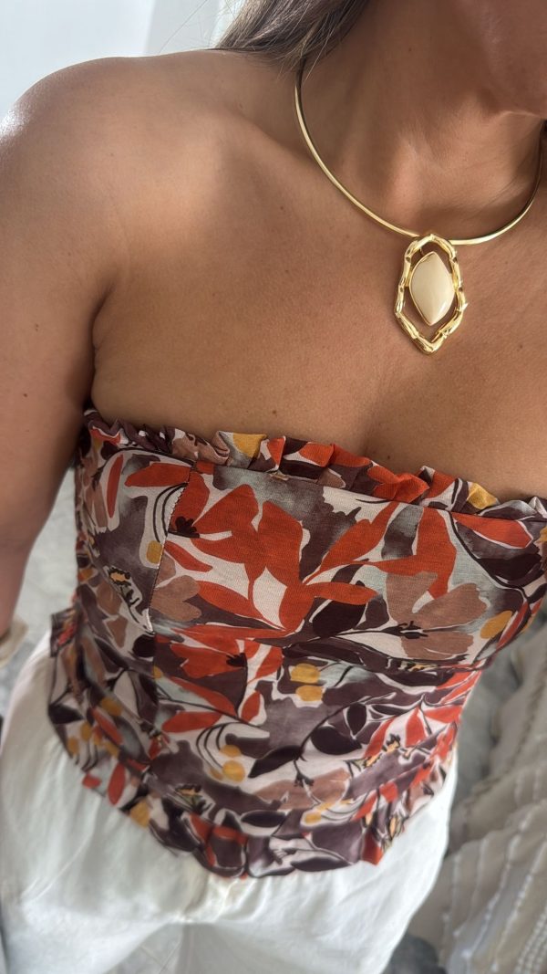 Top estampado tierra