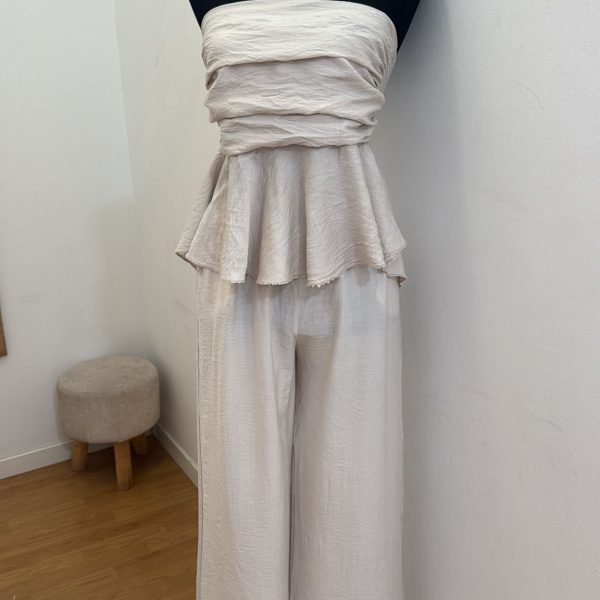 Conjunto peplum beige
