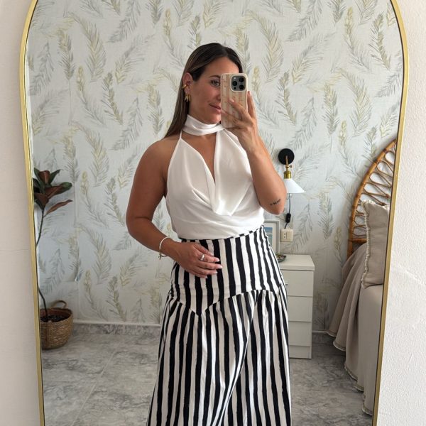 Falda rayas volante