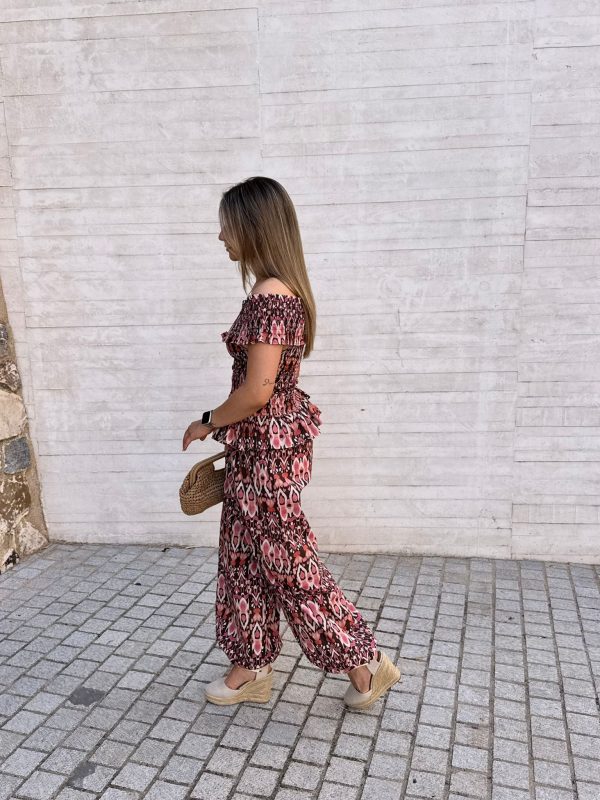 Conjunto engomado