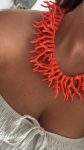 Collar piezas coral