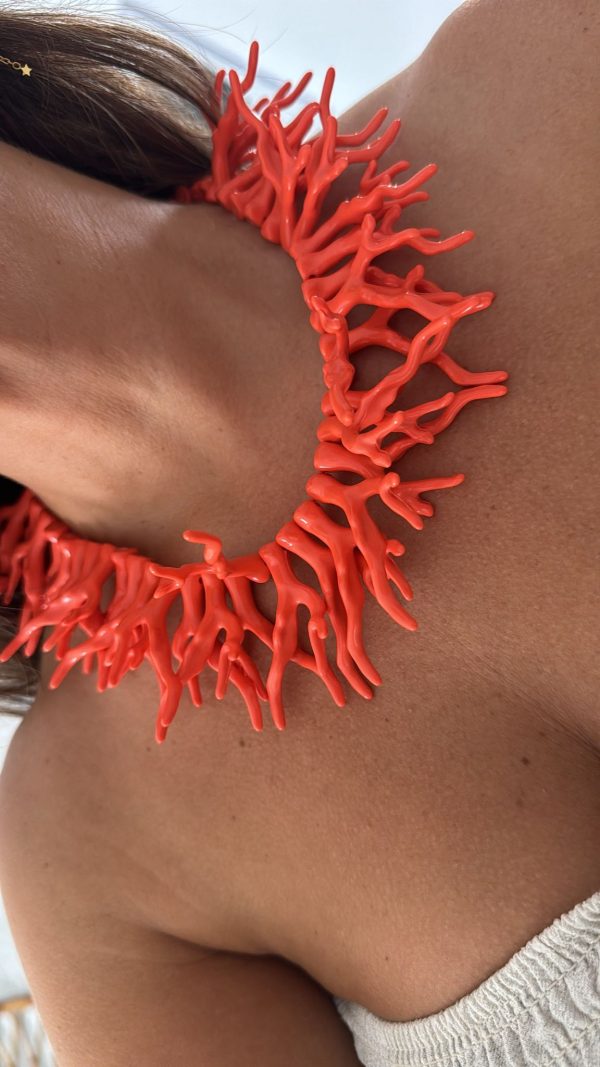Collar piezas coral