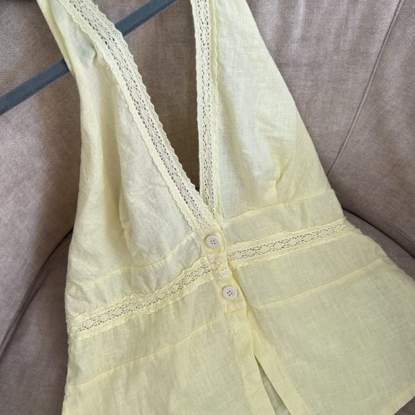 Top lino amarillo