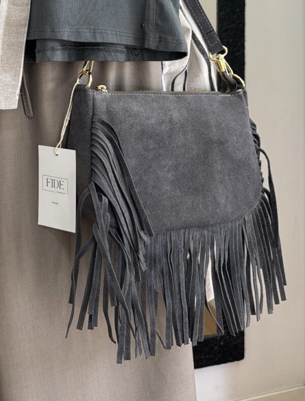 Bolso flecos piel