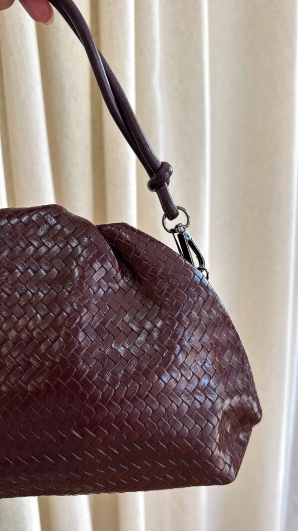 Bolso trenzado Burdeos