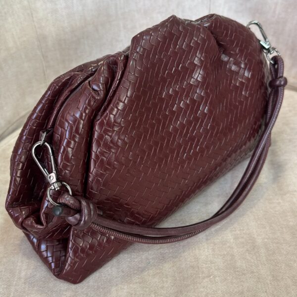 Bolso trenzado Burdeos