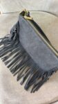 Bolso flecos gris