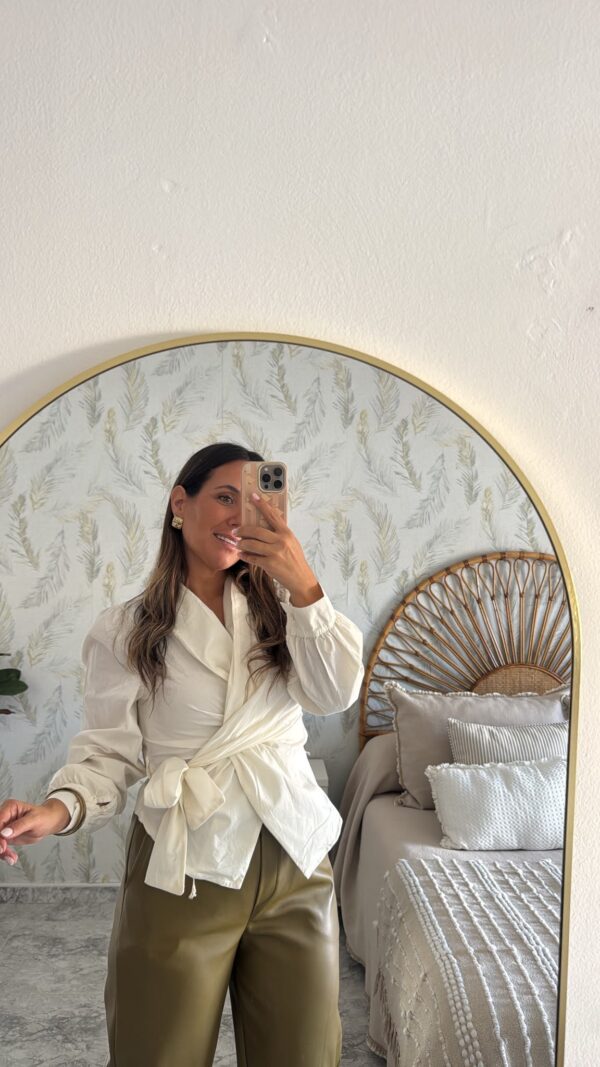 Blusa cruzada