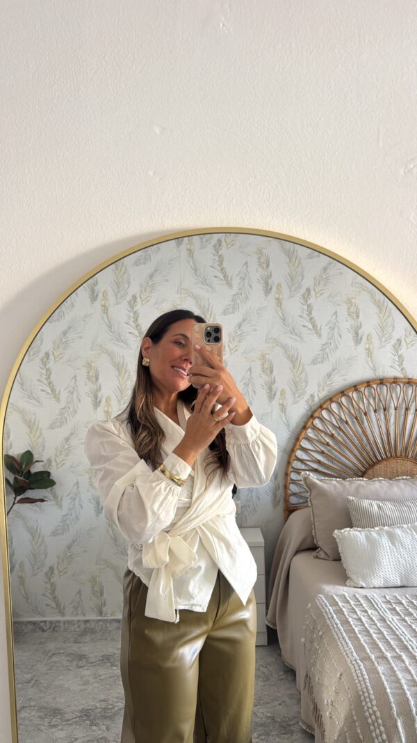 Blusa cruzada