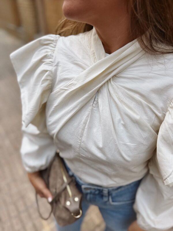 Camisa volante
