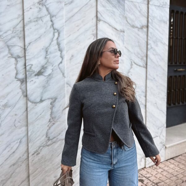 Chaqueta napoleónica gris