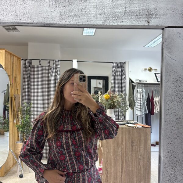 Conjunto estampado – en el espejo