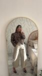 Pantalón polipiel beige