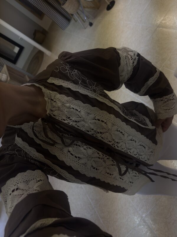 Blusa puntillas