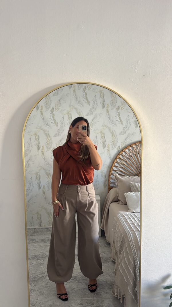 Pantalón bombacho pinzas